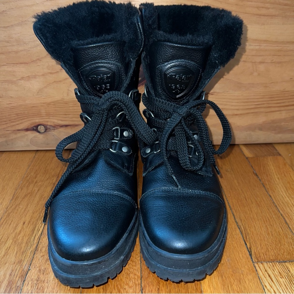 Pajar Black Leather Mid Calf Lace Up Boots fur cuff. Excellent condition